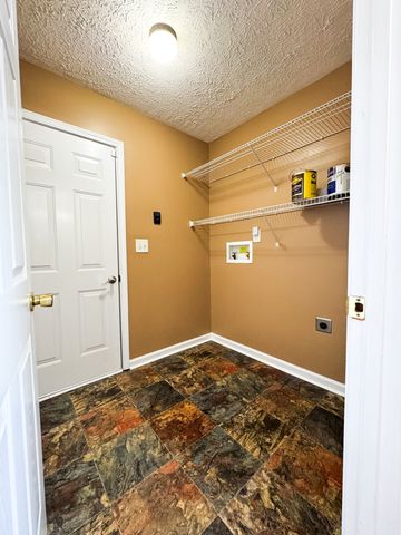 3510 Clover Hill Dr, S, Clarksville, TN 37043
