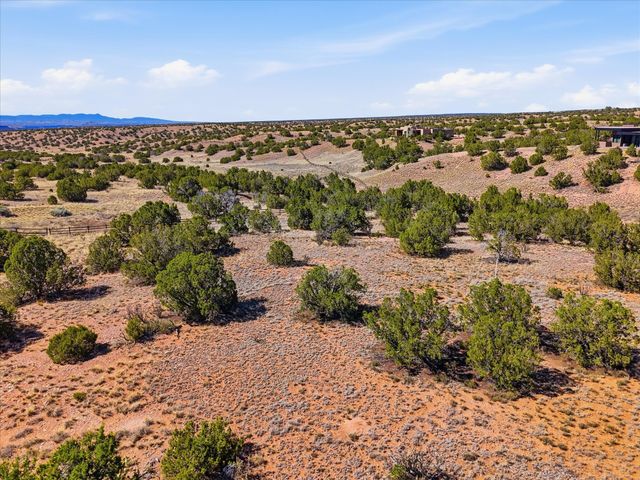 5 Campo del Viento, Santa Fe, NM 87506
