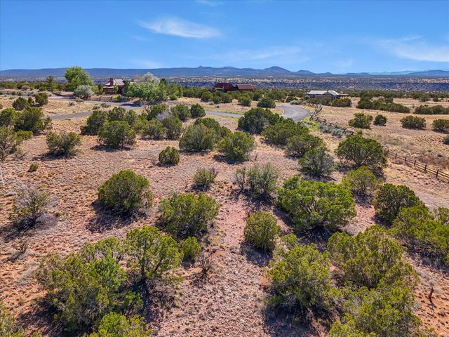 5 Campo del Viento, Santa Fe, NM 87506
