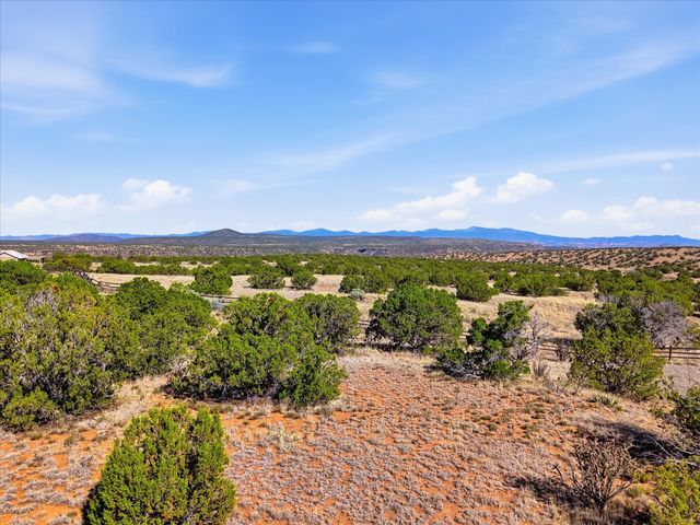 5 Campo del Viento, Santa Fe, NM 87506