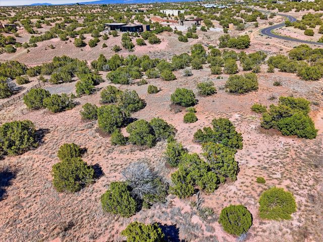 5 Campo del Viento, Santa Fe, NM 87506