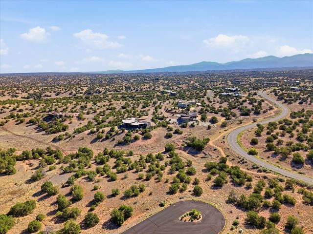 5 Campo del Viento, Santa Fe, NM 87506