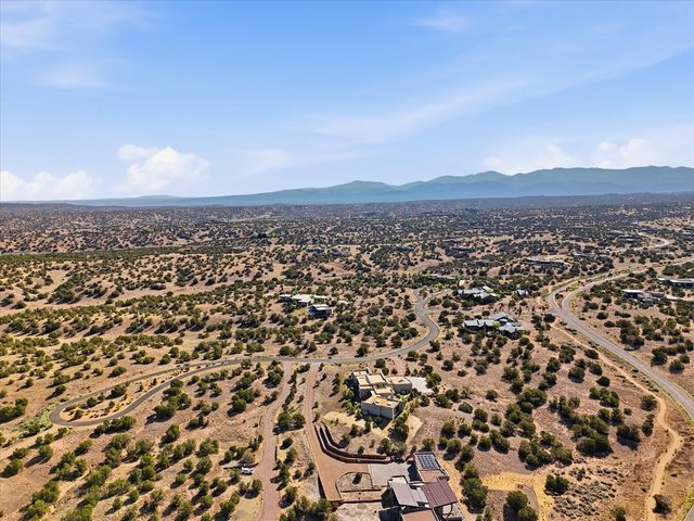 5 Campo del Viento, Santa Fe, NM 87506