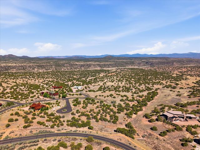 5 Campo del Viento, Santa Fe, NM 87506