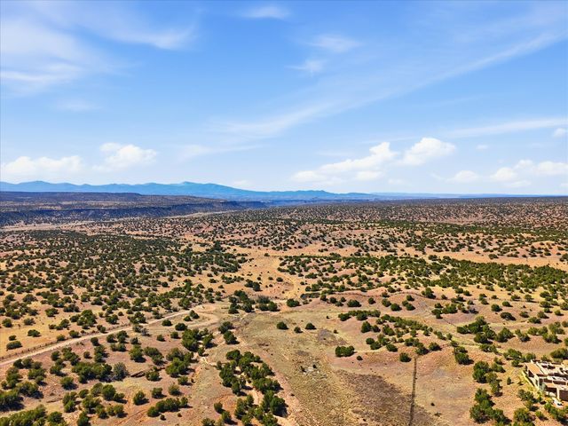 5 Campo del Viento, Santa Fe, NM 87506