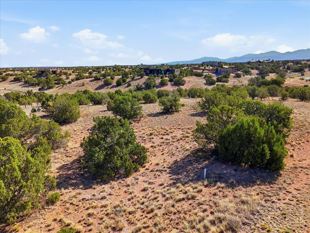 5 Campo del Viento, Santa Fe, NM 87506