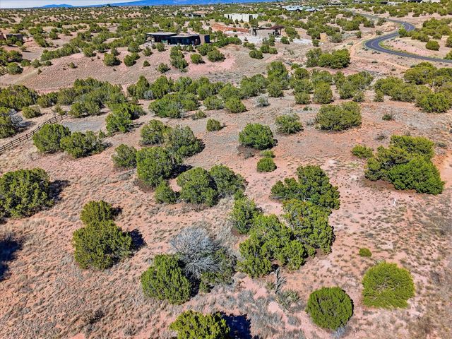 5 Campo del Viento, Santa Fe, NM 87506
