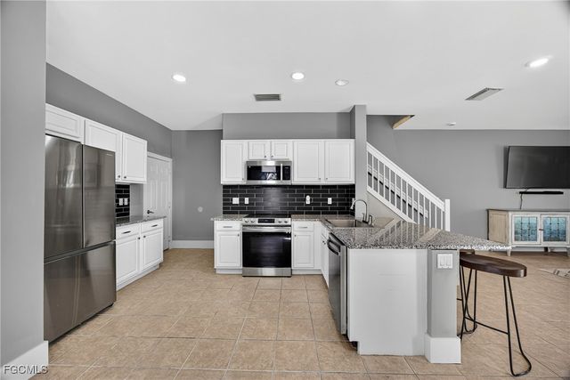 8300 Village Edge CIR 1, Fort Myers, FL 33919