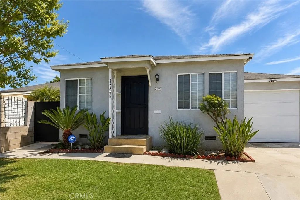 4586 W 142nd, Hawthorne, CA 90250