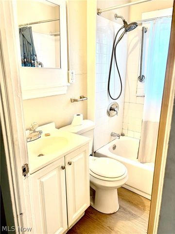 848 Cameron Avenue, Youngstown, OH 44502