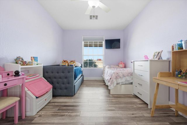 20305 W Peakview Road, Wittmann, AZ 85361