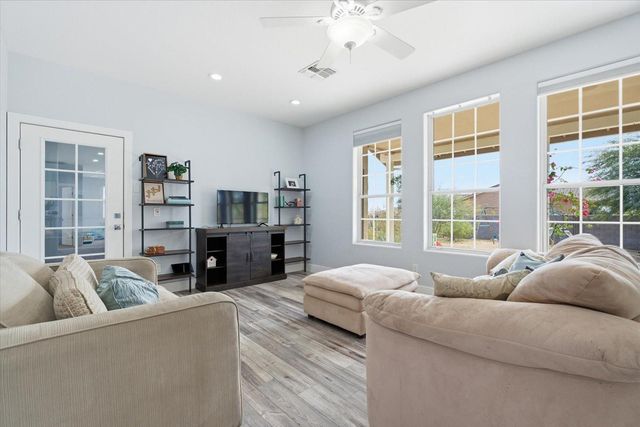 20305 W Peakview Road, Wittmann, AZ 85361