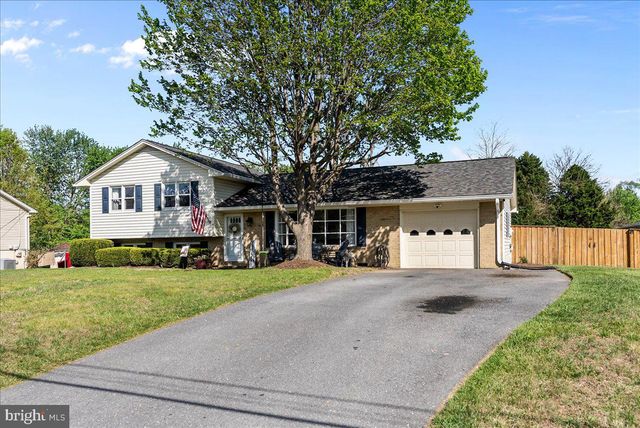 108 WYTHE AVE, Stephens City, VA 22655