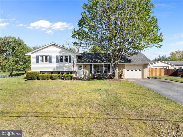 108 WYTHE AVE, Stephens City, VA 22655