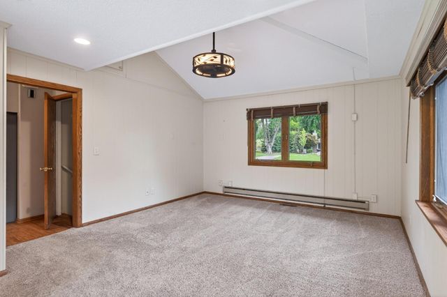 17625 13th Avenue N, Plymouth, MN 55447