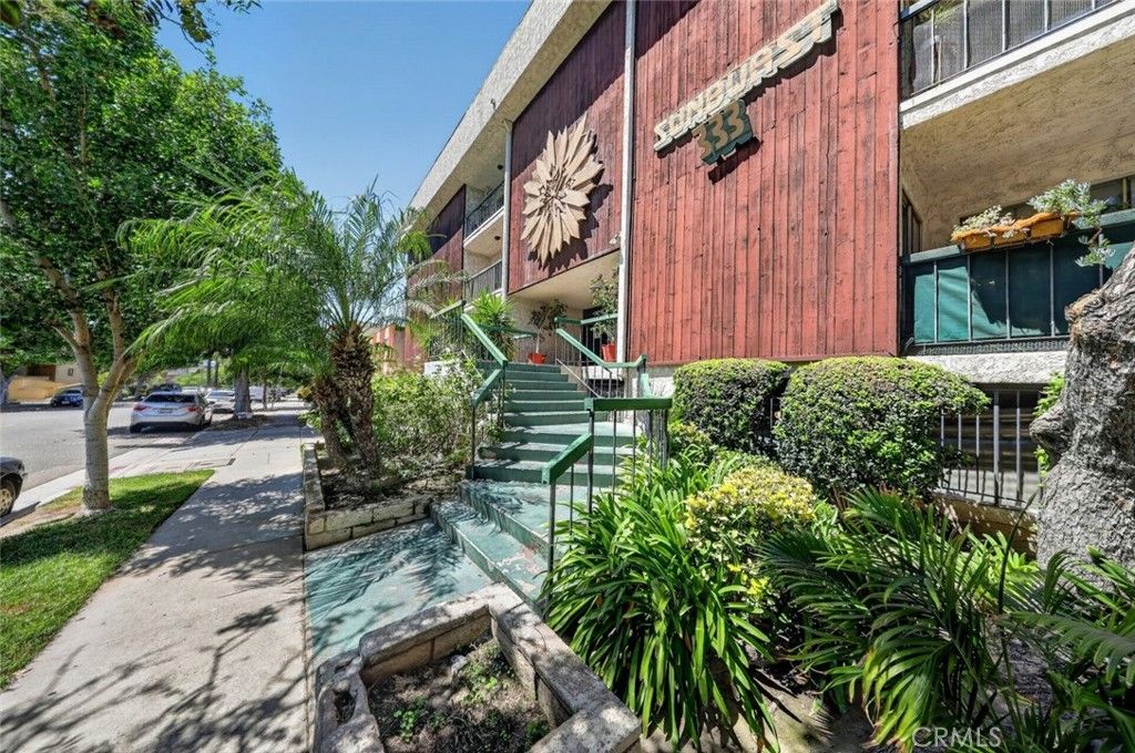 333 Burchett Street 206, Glendale, CA 91203 — photo 5