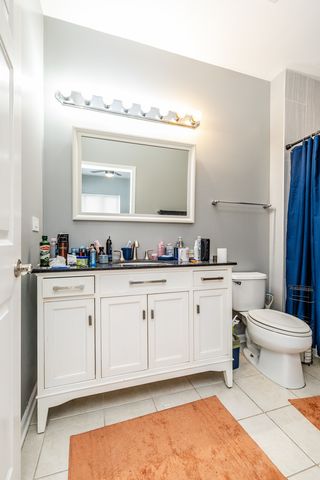 811 S Kedzie Avenue, Chicago, IL 60612