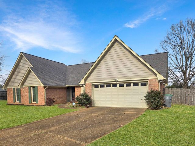 884 WOOD KIRK CV, Memphis, TN 38018