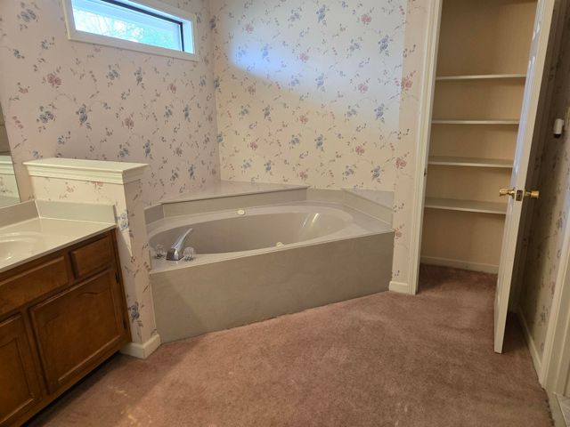 884 WOOD KIRK CV, Memphis, TN 38018