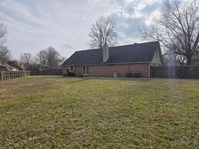 884 WOOD KIRK CV, Memphis, TN 38018