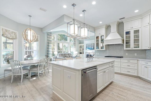 522 FRESHWATER Drive, St. Johns, FL 32259