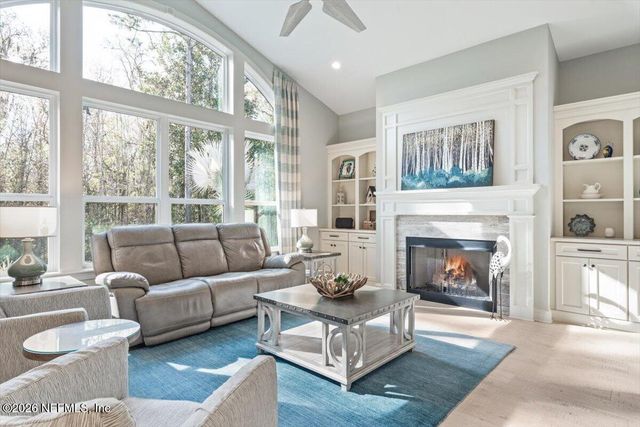 522 FRESHWATER Drive, St. Johns, FL 32259