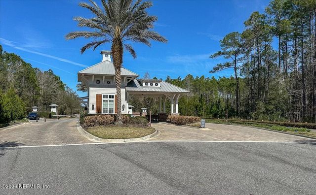 522 FRESHWATER Drive, St. Johns, FL 32259