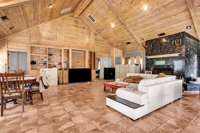 25019 W Holly Lane, Splendora, TX 77372