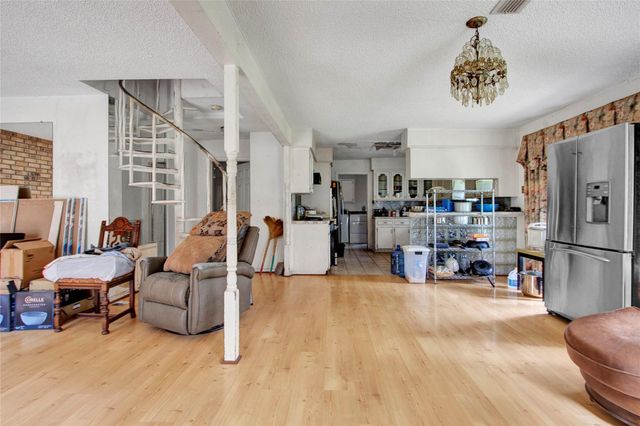 25019 W Holly Lane, Splendora, TX 77372