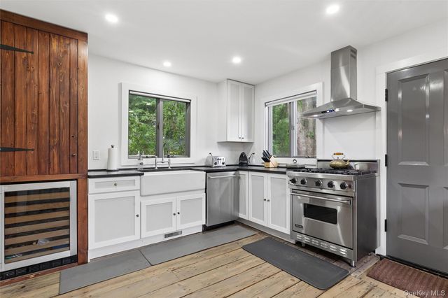 1350 Brick Kiln Road, Sag Harbor, NY 11963