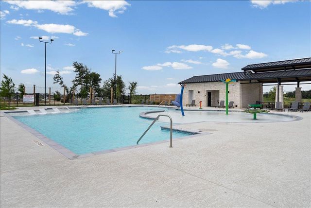 158 Gullivers DR, Elgin, TX 78621