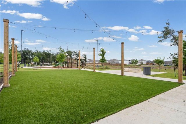 158 Gullivers DR, Elgin, TX 78621