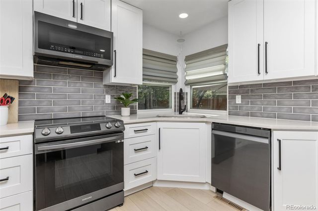 211 Durham Court, Castle Rock, CO 80108