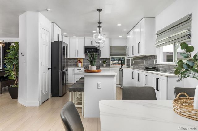 211 Durham Court, Castle Rock, CO 80108