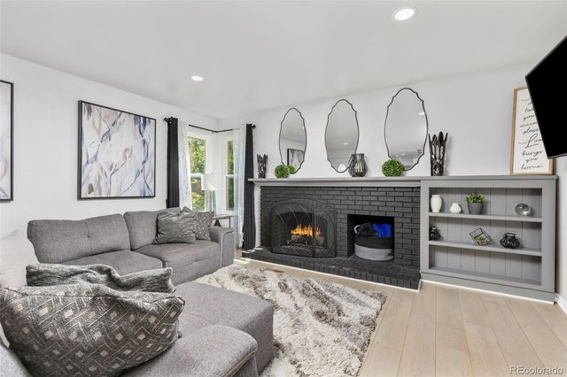 211 Durham Court, Castle Rock, CO 80108