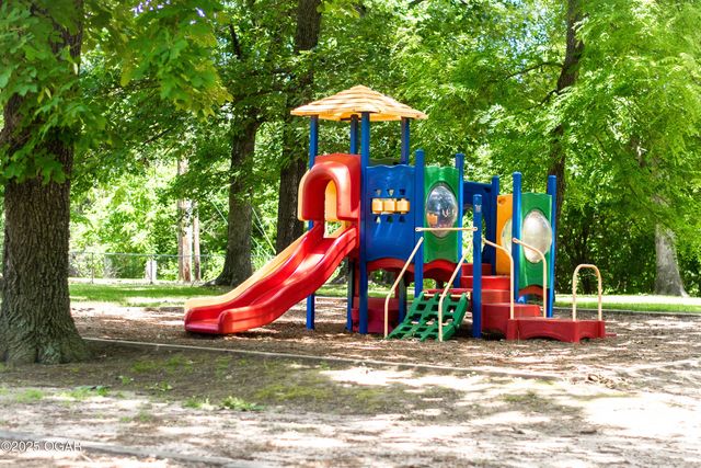 904 Aberdeen Avenue, Carl Junction, MO 64834