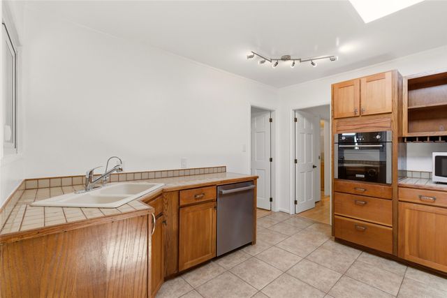 841 Don Diego, Santa Fe, NM 87505