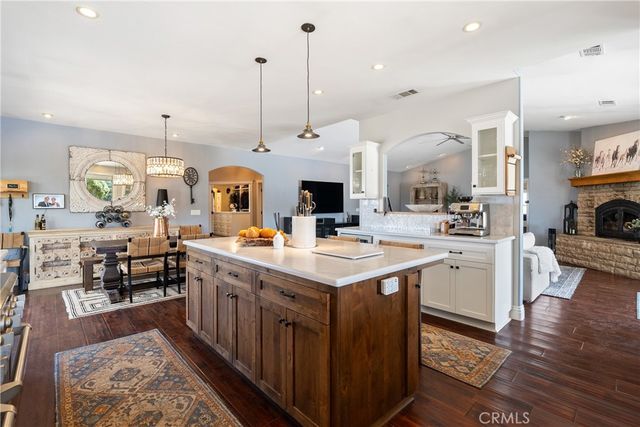 2325 Bella Tierra, Paso Robles, CA 93446