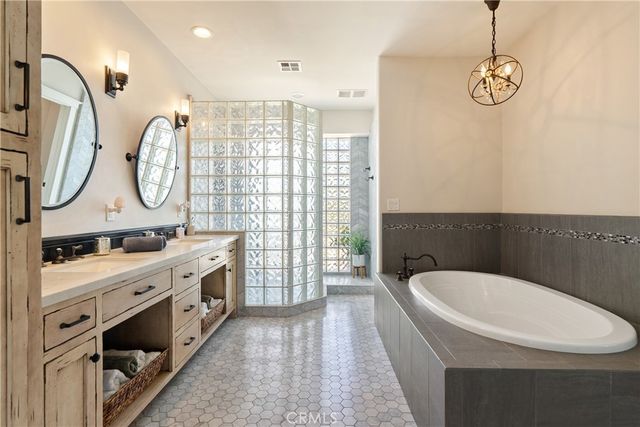 2325 Bella Tierra, Paso Robles, CA 93446