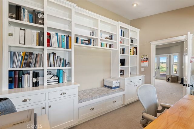 2325 Bella Tierra, Paso Robles, CA 93446