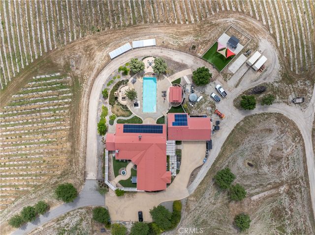 2325 Bella Tierra, Paso Robles, CA 93446