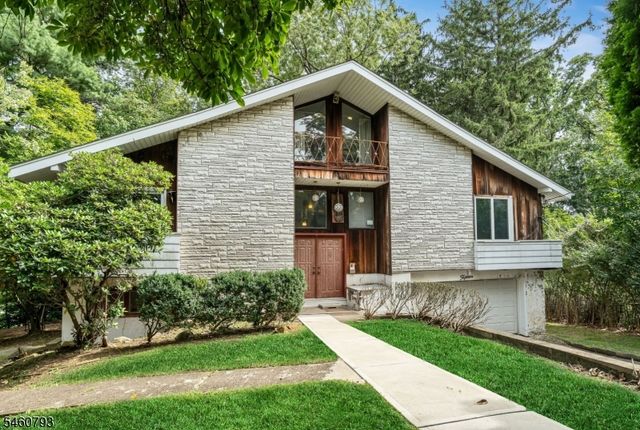 15 High Ct, Little Falls Twp., NJ 07424