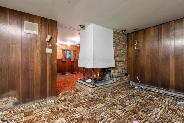 15 High Ct, Little Falls Twp., NJ 07424