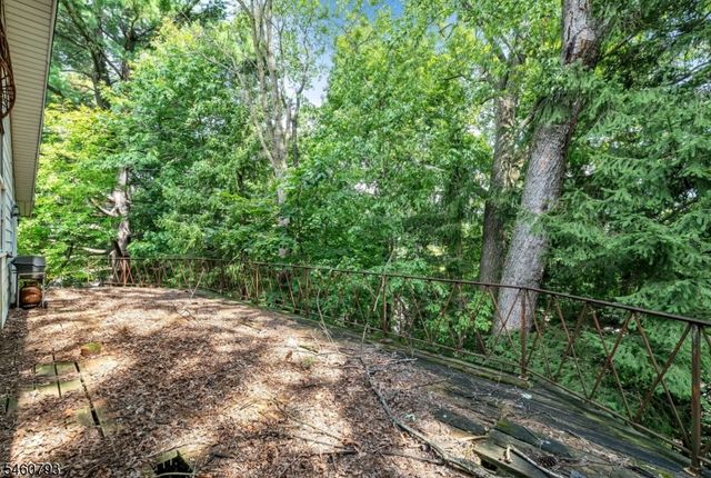 15 High Ct, Little Falls Twp., NJ 07424