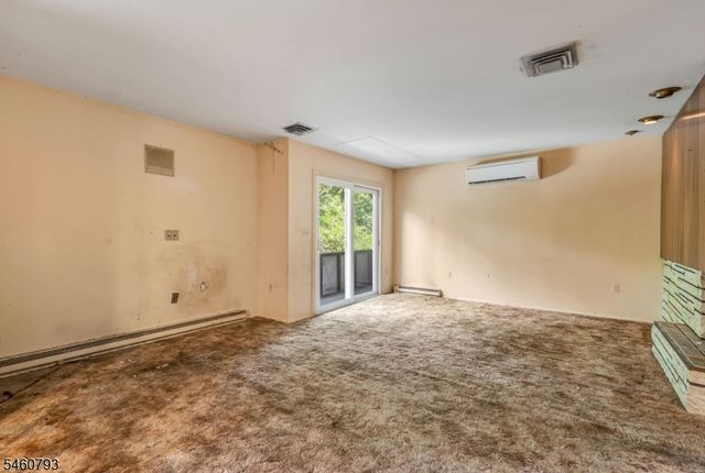 15 High Ct, Little Falls Twp., NJ 07424
