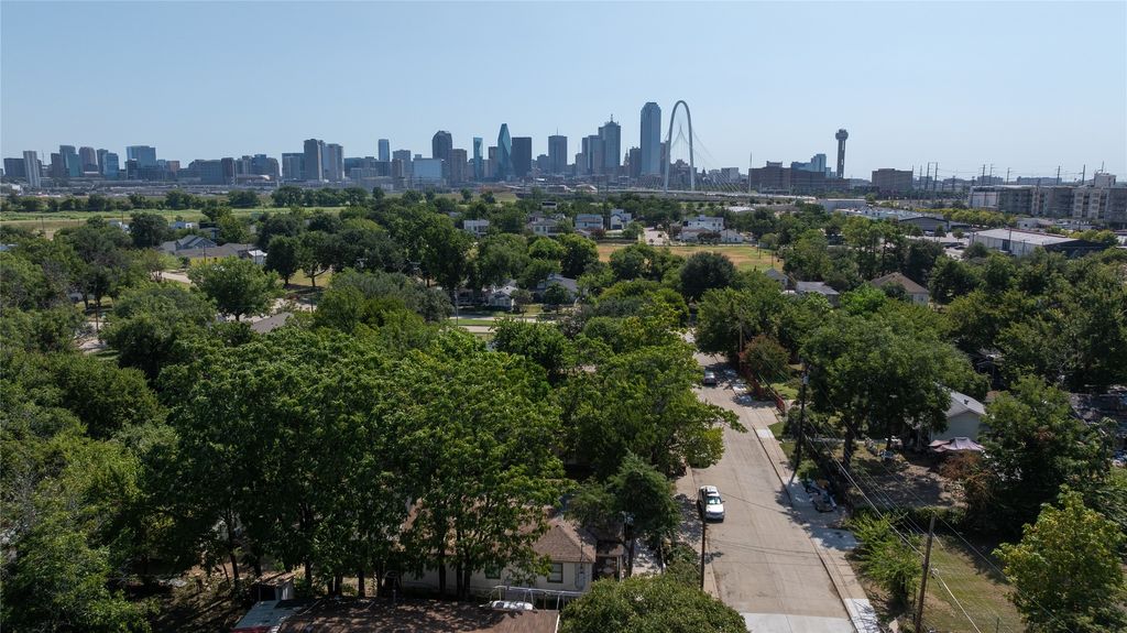 513 Pueblo Street, Dallas, TX 75212