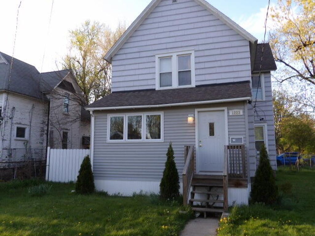 1223 Lake Street, Kalamazoo, MI 49001