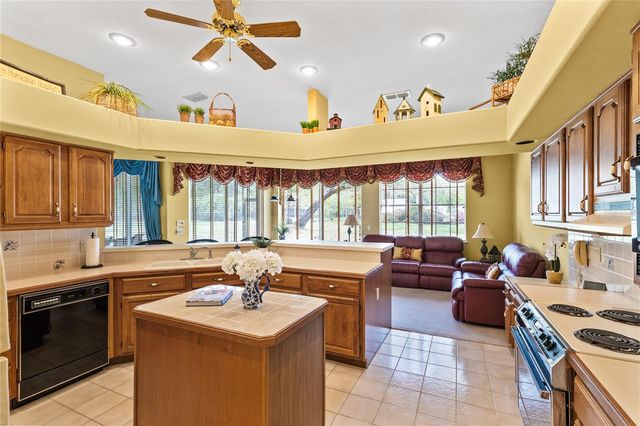 1132 HOWELL CREEK DRIVE, Winter Springs, FL 32708