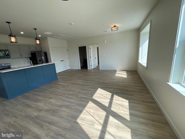 15 KENNEDY ST, Lancaster, PA 17602