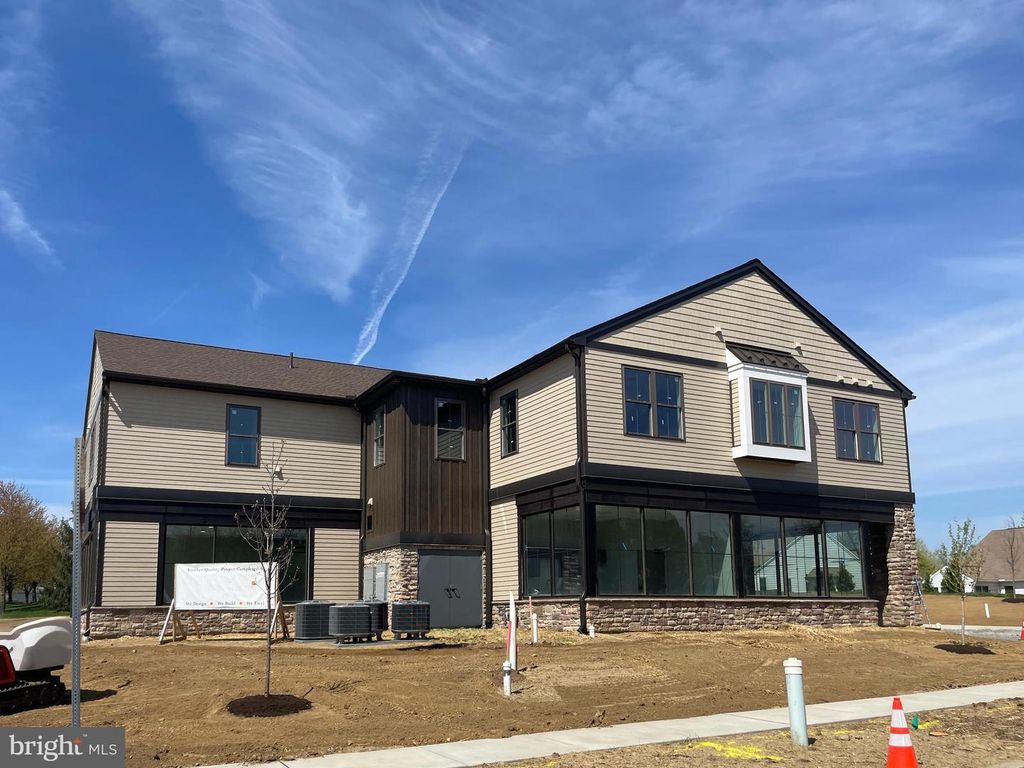 15 KENNEDY ST, Lancaster, PA 17602